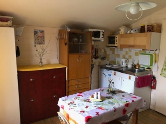 2 CHALETS BORD DE SEINE SUR 2669 m² DE PARC