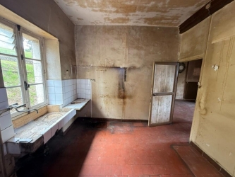 Ancien corps de ferme avec vue sur 5 156 m²