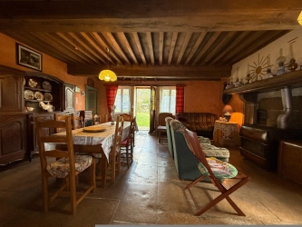 Ancien corps de ferme dans le Parc du Morvan