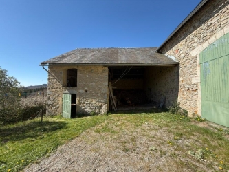 Ancien corps de ferme dans le Parc du Morvan
