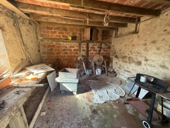 Ancien corps de ferme dans le Parc du Morvan