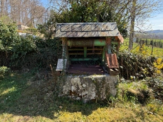 Ancien corps de ferme dans le Parc du Morvan