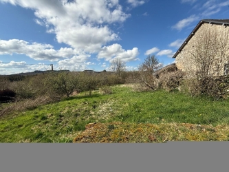 Ancien corps de ferme dans le Parc du Morvan