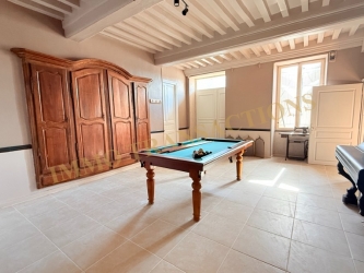 Ancien relais de poste sur 4 279 m²