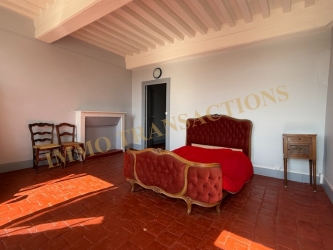 Ancien relais de poste sur 4 279 m²