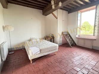 Ancien relais de poste sur 4 279 m²