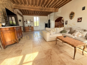 Ancien relais de poste sur 4 279 m²