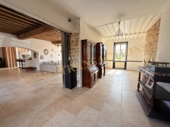 Ancien relais de poste sur 4 279 m²