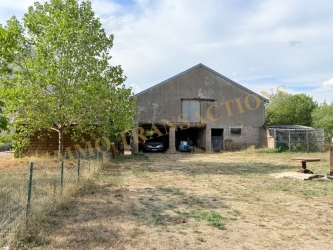 Ancien relais de poste sur 4 279 m²