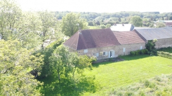 Ancienne fermette avec vue dégagée sur près d'1Ha20