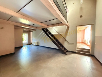 Ancienne fermette entre AUXOIS et MORVAN