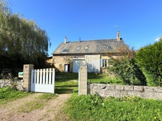 Ancienne fermette entre AUXOIS et MORVAN