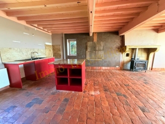 Ancienne fermette entre AUXOIS et MORVAN