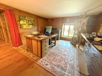 Ancienne grange réhabilitée en habitation AUXOIS