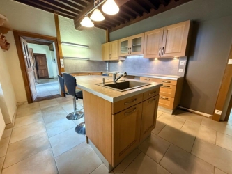 BEL ENSEMBLE IMMOBILIER DANS LE PARC DU MORVAN