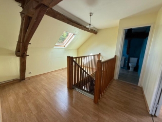 BEL ENSEMBLE IMMOBILIER DANS LE PARC DU MORVAN