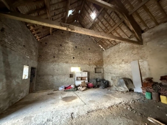 Entre Saulieu et Précy sous Thil Grange avec terrain