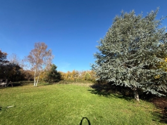 Fermette du Morvan sur 6555 m² de terrain attenant