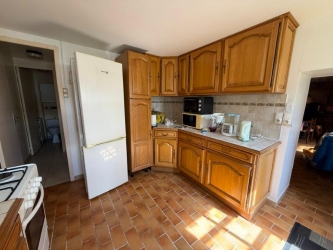 Maison ancienne avec dépendances proche Lac des Settons