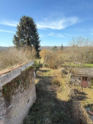 Maison à restaurer entre SAULIEU et AVALLON