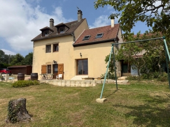 Maison ancienne avec vue exceptionnelle sur l'Auxois
