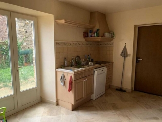 Maison ancienne sur GUILLON