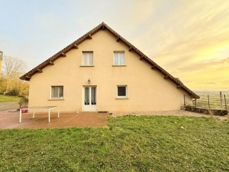 Maison d'habitation avec dépendances Belle vue