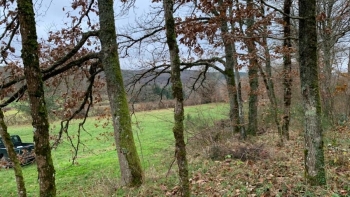 Maison de campagne avec jardin attenant