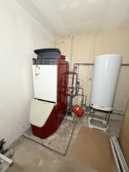 Maison de plain pied sur plus de 4500 m² de terrain