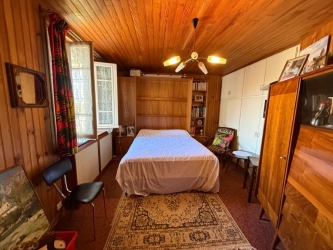 Maison de village avec garage et jardin