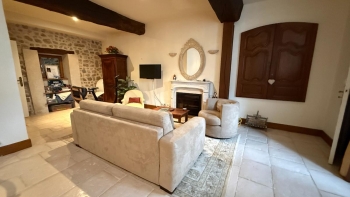 Maison de ville centre historique, vue sur la Basilique