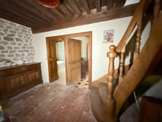 MORVAN Ancienne longère en pierres de pays sur  8575 m²