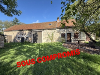 MORVAN Ancienne longère en pierres de pays sur 8575 m²