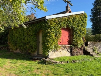 PARC DU MORVAN LONGERE EN PIERRES SUR 8575 m² DE TERRAIN