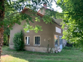 MORVAN-BELLE MAISON ANCIENNE 2 APPARTEMENTS ATELIER HANGAR