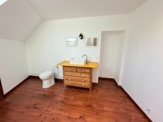 Moulin rénové – 283 m² habitables – Plus de 2 hectares