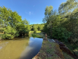 Moulin rénové – 283 m² habitables – Plus de 2 hectares