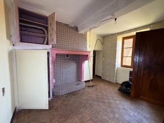 PARC DU MORVAN ANCIENNE MAISON A RENOVER DE 60 m²