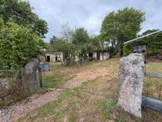 PARC DU MORVAN LONGERE EN PIERRES SUR 8575 m² DE TERRAIN