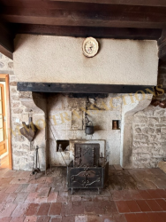 PARC DU MORVAN LONGERE EN PIERRES SUR 8575 m² DE TERRAIN