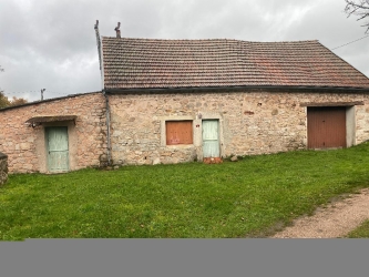 PARC DU MORVAN PETITE MAISON EN GRANIT A RENOVER