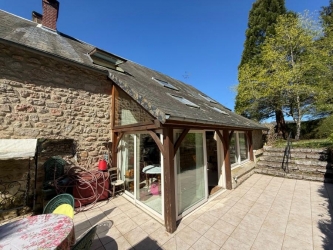 PARC NATUREL DU MORVAN, SUPERBE MAISON DE CARACTÈRE ANCIENNE