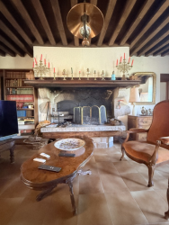 PARC NATUREL DU MORVAN, SUPERBE MAISON DE CARACTÈRE ANCIENNE