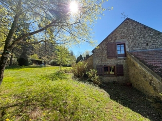 PARC NATUREL DU MORVAN, SUPERBE MAISON DE CARACTÈRE ANCIENNE