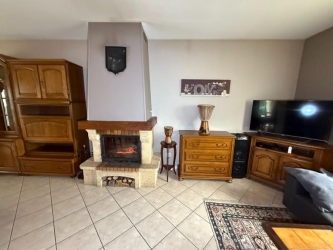 Pavillon de plain-pied sur 1774 m² de jardin clos