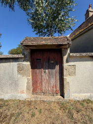 PROCHE DU PARC DU MORVAN MAISON ANCIENNE A RENOVER