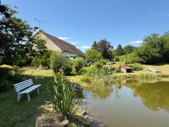 PROPRIETE EXCEPTIONNELLE PARC DU MORVAN 3Ha43 PLAN D'EAU