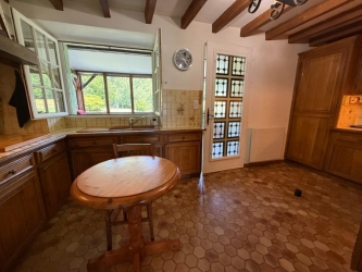 PROPRIETE EXCEPTIONNELLE PARC DU MORVAN 3Ha43 PLAN D'EAU