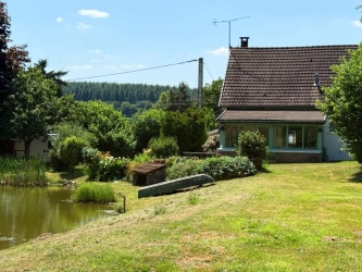 PROPRIETE EXCEPTIONNELLE PARC DU MORVAN 3Ha43 PLAN D'EAU
