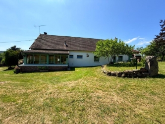 PROPRIETE EXCEPTIONNELLE PARC DU MORVAN 3Ha43 PLAN D'EAU
